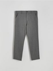 Spodnie chino slim z wiskozą - szary. Szare spodnie materiałowe męskie Reserved, l, bez wzorów, z tkaniny. W wyprzedaży za 49.99 zł.