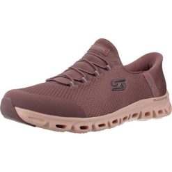 Buty SKECHERS SLIP-INS GLIDE STEP VIBEY Bordeaux. Czerwone trekkingi damskie Skechers, trekkingowe. Za 333.99 zł.