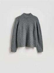 Sweter z niskim golfem - szary. Szare swetry damskie Reserved, l, bez wzorów, z dzianiny, bez kołnierzyka, bez ramiączek, bez kaptura. Za 129.99 zł.