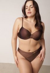 Brązowe Bikini Biustonosz i Figi z Ozdobnym Marszczeniem i Aplikacją Periete. Brązowe bikini damskie Born2be, na lato, z aplikacjami. Za 99.99 zł.