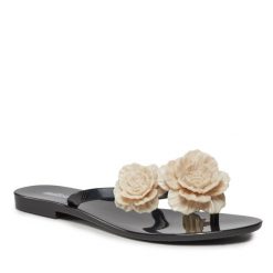 Japonki Melissa. Czarne klapki damskie Melissa, bez wzorów, bez obcasa. Za 279.99 zł.