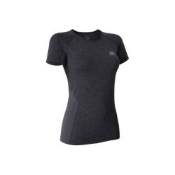 Koszulka do biegania krótki rękaw SKINCARE Kiprun damska. Czarne t-shirty damskie KALENJI, ze skóry. Za 59.99 zł.