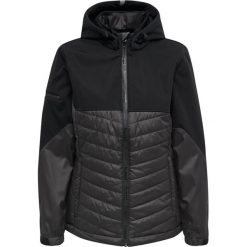 Kurtka damska Hummel North Hybrid. Czarne kurtki damskie Hummel, na jesień, xl, bez wzorów, z materiału, z kapturem. Za 440.95 zł.
