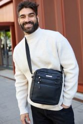 Torba męska skórzana na ramię zgrabna czarna elegancka Beltimore N30. Czarne torby na ramię męskie bez wzorów, eleganckie, na ramię. Za 234.90 zł.