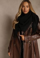 Czarny Klasyczny Szalik Zakończony Frędzlami Vetiele. Czarne szaliki i chusty damskie Renee, bez wzorów, z jeansu, boho. Za 34.99 zł.