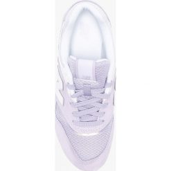 New Balance - Buty WL697PTV. Obuwie sportowe damskie marki New Balance. W wyprzedaży za 319.90 zł.