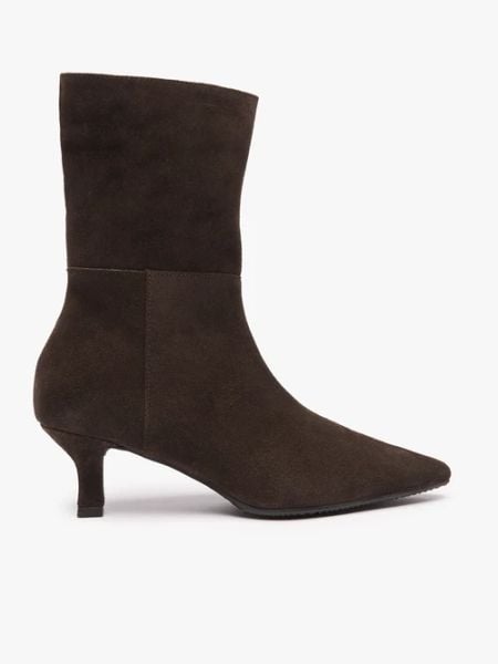 Brązowe wyższe botki na szpilce. Brązowe botki damskie Brawo sp. z o.o., ze skóry, eleganckie, bez obcasa, na szpilce, bez zapięcia. Za 579.99 zł.