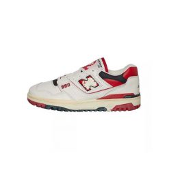 Buty New Balance 550 Czerwono-Białe. Białe obuwie sportowe damskie New Balance, bez wzorów, z gumy, do koszykówki. Za 485.05 zł.