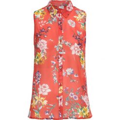Bluzka szyfonowa z nadrukiem bonprix koralowy w kwiaty. Czerwone bluzki damskie bonprix, bez wzorów, z szyfonu, eleganckie, bez kołnierzyka, bez ramiączek. Za 32.99 zł.