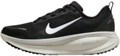 Nike Buty Nike AIR ZOOM VOMERO 18 (HM6803 007) 43. Buty sportowe męskie Nike, bez zapięcia. Za 660.45 zł.