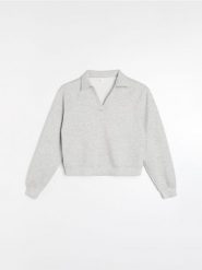 Bluza polo z domieszką wiskozy soft touch - szary. Szare bluzy damskie Sinsay, l, bez wzorów, z wiskozy, bez kaptura. Za 49.99 zł.