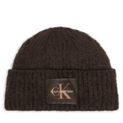Czapka Calvin Klein. Brązowe czapki i kapelusze damskie Calvin Klein, na zimę, bez wzorów. Za 209.99 zł.