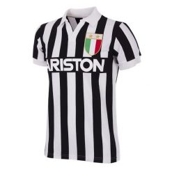 Koszulka retro dla dorosłych - Juventus FC UEFA 1976-77 Wyjazdowa - Niebieska. Czarne koszulki sportowe męskie COPA FOOTBALL, bez wzorów, bez kołnierzyka, bez ramiączek, do piłki nożnej. Za 340.84 zł.