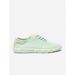 Niskie buty damskie TBS Jazaria. Czerwone obuwie sportowe damskie TBS, bez wzorów, trekkingowe. Za 439.00 zł.
