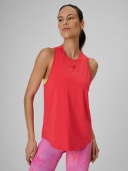 4F Top treningowy regular szybkoschnący damski - koralowy XS. Czerwone koszulki sportowe damskie 4f, xs, bez wzorów, z materiału, bez kołnierzyka, bez ramiączek, na fitness i siłownię. Za 79.99 zł.