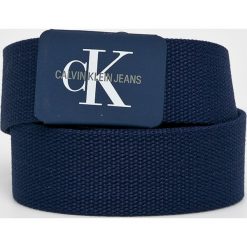 Calvin Klein Jeans - Pasek. Niebieskie paski damskie Calvin Klein Jeans, w paski, z jeansu. Za 159.90 zł.
