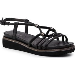 Sandały TAMARIS - 1-28213-22 Black Leather 003. Czarne klapki damskie Tamaris, z aplikacjami, ze skóry, bez obcasa, na obcasie. W wyprzedaży za 149.00 zł.