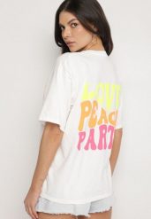Biały Bawełniany T-shirt Ozdobiony Nadrukiem Odalva. Białe bluzki damskie Born2be, uniwersalny, bez wzorów, z bawełny, klasyczne, bez kołnierzyka. Za 79.99 zł.