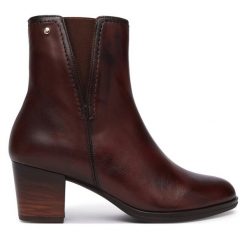 Botki Pikolinos. Brązowe botki damskie Pikolinos, bez obcasa, na słupku, bez zapięcia. Za 759.99 zł.