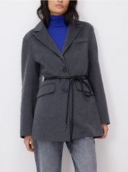 Marynarka oversize z wełną - ciemnoszary. Szare żakiety damskie Reserved, l, bez wzorów, z tkaniny. Za 379.99 zł.