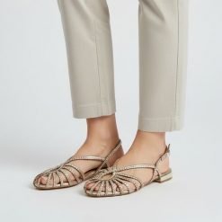 Sandały damskie Gioseppo, cholewka ze skóry naturalnej metalizowanej cienkie paski z plecionym wykończeniem regulowane zapięcie przy pięcie odkryte p. Żółte klapki damskie Hot Potatoes by Gioseppo, bez wzorów, ze skóry, bez obcasa, na obcasie. Za 349.00 zł.