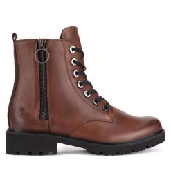 Trzewiki Remonte. Brązowe botki damskie Remonte, bez obcasa, na płaskiej podeszwie, bez zapięcia. Za 423.00 zł.