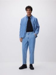 Jeansy carrot fit - niebieski. Niebieskie jeansy męskie Reserved. Za 149.99 zł.