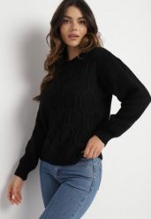 Czarny Sweter z Wełną Ozdobiony Splotem i Ściągaczami Terevella. Czarne swetry damskie Born2be, bez wzorów, z jeansu, eleganckie, bez kołnierzyka, bez ramiączek, długie, bez kaptura. Za 49.99 zł.