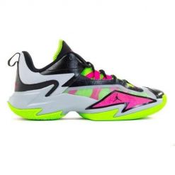 Buty koszykarskie męskie Nike Jordan Westbrook One Take 3. Czerwone buty sportowe męskie Nike, z materiału, bez zapięcia, do koszykówki. Za 638.00 zł.
