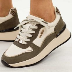 Biało brązowe skórzane półbuty damskie Filippo Dp7103/25. Białe obuwie sportowe damskie Filippo, na jesień, bez wzorów, z jeansu, eleganckie, z okrągłym noskiem, bez obcasa, na płaskiej podeszwie, bez zapięcia. W wyprzedaży za 242.10 zł.