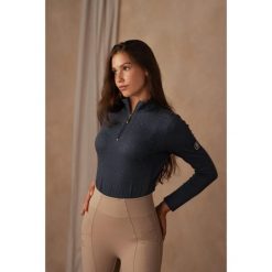 Bluzka techniczna z kryształkami JD ATTACK Becky. Niebieskie bluzki damskie JD ATTACK, bez wzorów, sportowe, bez kołnierzyka. Za 219.00 zł.