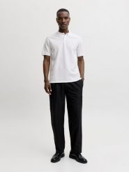 Jack & Jones koszulka polo Mężczyźni biały, XL. Białe koszulki polo męskie Jack & Jones, m, bez wzorów, eleganckie, bez ramiączek. Za 89.95 zł.