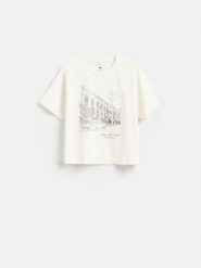 T-shirt z nadrukiem Transport of London - złamana biel. T-shirty damskie Reserved, l, bez wzorów, z bawełny, bez kołnierzyka. Za 59.99 zł.