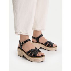 Espadryle JENNY. Czarne sandały damskie Jenny, bez wzorów, bez obcasa, bez zapięcia. Za 89.99 zł.