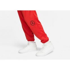 Spodnie męskie nike air jordan sport dna tricot pants chile red. Czerwone spodnie sportowe męskie Nike, m, bez wzorów, do biegania. Za 279.00 zł.