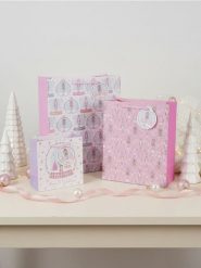 Świąteczne torebki prezentowe z motywem dziadka do orzechów 9 pack - różowy. Czerwone torby i plecaki dziecięce Sinsay. Za 19.99 zł.