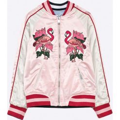 Guess Jeans - Kurtka bomber dwustronna dziecięca 118-175 cm. Kurtki i płaszcze dla dziewczynek marki Guess Jeans. W wyprzedaży za 259.90 zł.