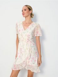Sukienka mini z falbanką w kwiatowy wzór - wielobarwny. Sukienki damskie Sinsay, l, bez wzorów, bez kołnierzyka, bez ramiączek, mini. Za 59.99 zł.