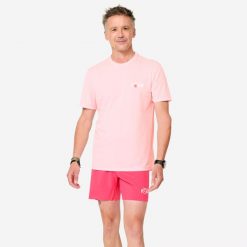 Koszulka do biegania męska Kiprun 500 Dry "Bougeons en rose". Czerwone koszulki sportowe męskie KIPRUN, m, bez wzorów, z elastanu, bez kołnierzyka, bez ramiączek, do biegania. Za 59.99 zł.