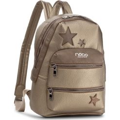 Plecak NOBO - NBAG-D4040-C023 Złoty. Żółte plecaki damskie Nobo, ze skóry ekologicznej. W wyprzedaży za 139.00 zł.