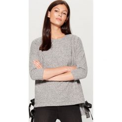 Dzianinowy sweter z kokardami - Szary. Szare swetry damskie Mohito, z dzianiny. Za 79.99 zł.