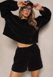 Czarny Basicowy Komplet Szorty i Bluza Novirissa. Czarne bluzy damskie Renee, na lato, bez wzorów, z materiału, bez kaptura. Za 109.99 zł.