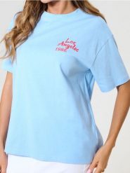 Bawełniana koszulka z nadrukiem wakacyjnym Los Angeles - niebieski. Niebieskie t-shirty damskie Sinsay, l, bez wzorów, z bawełny, wakacyjne, bez kołnierzyka. W wyprzedaży za 22.99 zł.