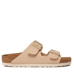 Klapki Birkenstock. Brązowe klapki damskie Birkenstock, bez wzorów, bez obcasa. Za 323.99 zł.