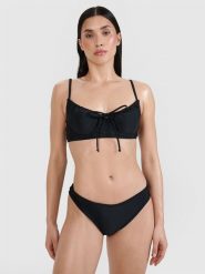 4F Góra od bikini damska - czarna L. Czarne bikini damskie 4f, na lato, l, bez wzorów. W wyprzedaży za 69.99 zł.