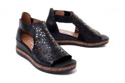 RIEKER REMONTE D3056-01 black, sandały damskie. Czarne sandały damskie Rieker Remonte, w ażurowe wzory, bez obcasa, na koturnie, bez zapięcia. Za 295.92 zł.