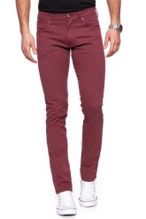 WRANGLER SPODNIE MĘSKIE LARSTON CORDOVAN RED W18SHD13G 112127497. Czerwone spodnie materiałowe męskie Wrangler, l, bez wzorów, z materiału. W wyprzedaży za 99.99 zł.