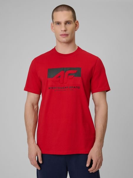 4F T-shirt regular z nadrukiem męski - czerwony M. Czerwone t-shirty męskie 4f, m, bez wzorów, z bawełny, bez kołnierzyka. Za 69.99 zł.