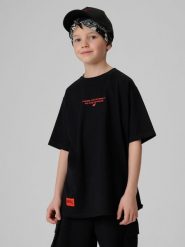 4F T-shirt loose z nadrukiem chłopięcy - czarny 122/128 (6-8 lat). Czarne t-shirty dla chłopców 4f, bez wzorów, z materiału, bez ramiączek. Za 59.99 zł.