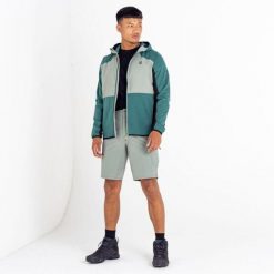 Spodenki trekkingowe męskie Dare2B Tuned In II. Zielone krótkie spodenki sportowe męskie Dare 2b, m, bez wzorów, z elastanu, trekkingowe. W wyprzedaży za 96.00 zł.